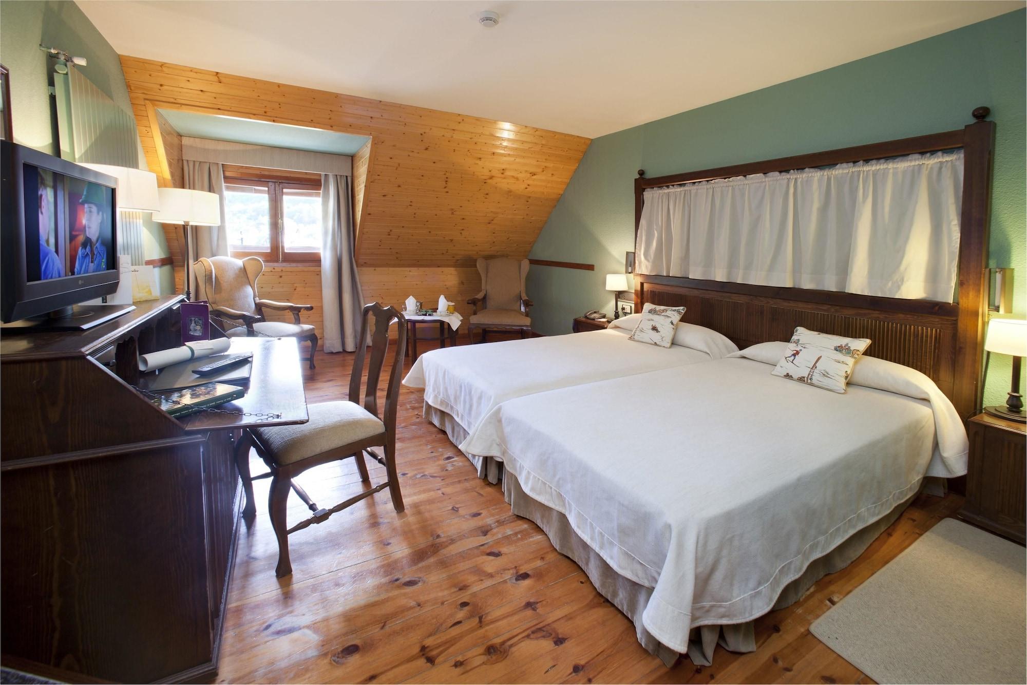 Parador De Arties Eksteriør bilde