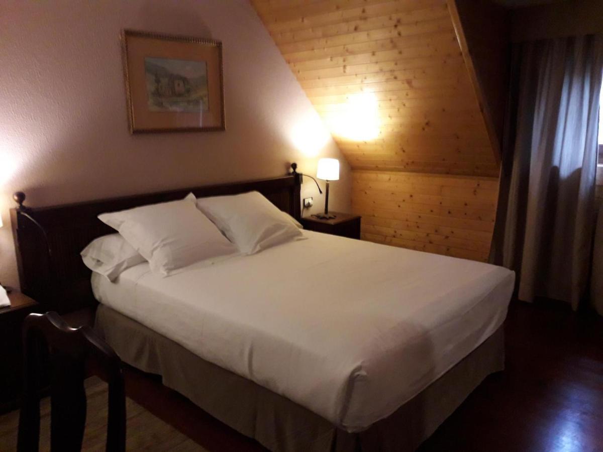 Parador De Arties Eksteriør bilde