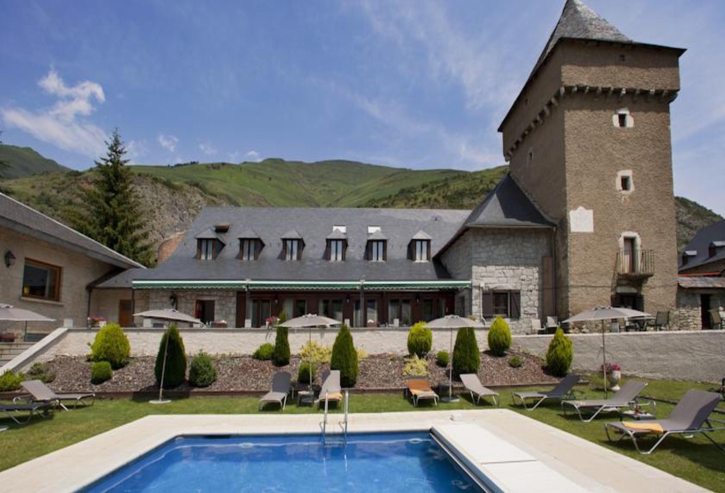 Parador De Arties Eksteriør bilde