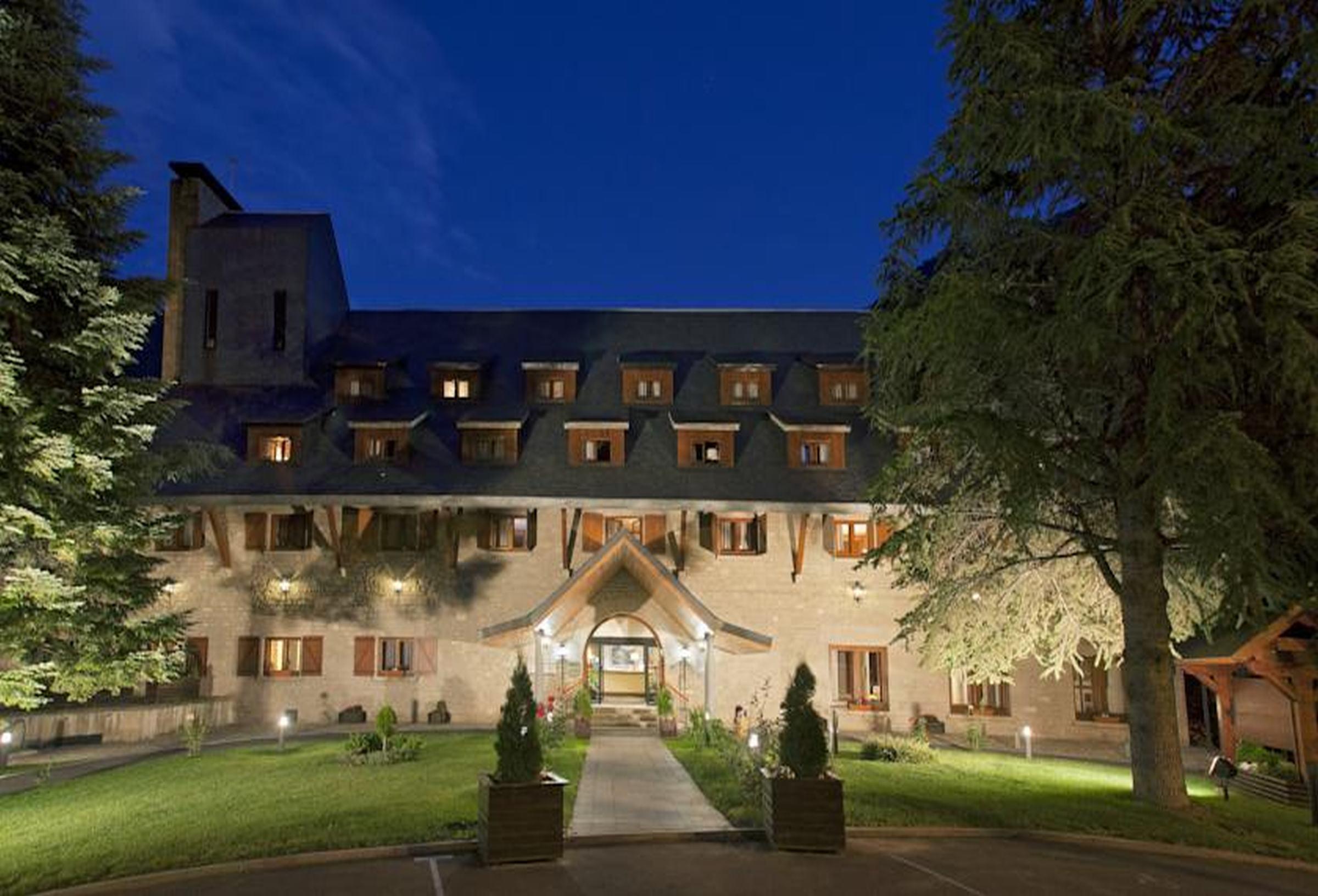 Parador De Arties Eksteriør bilde